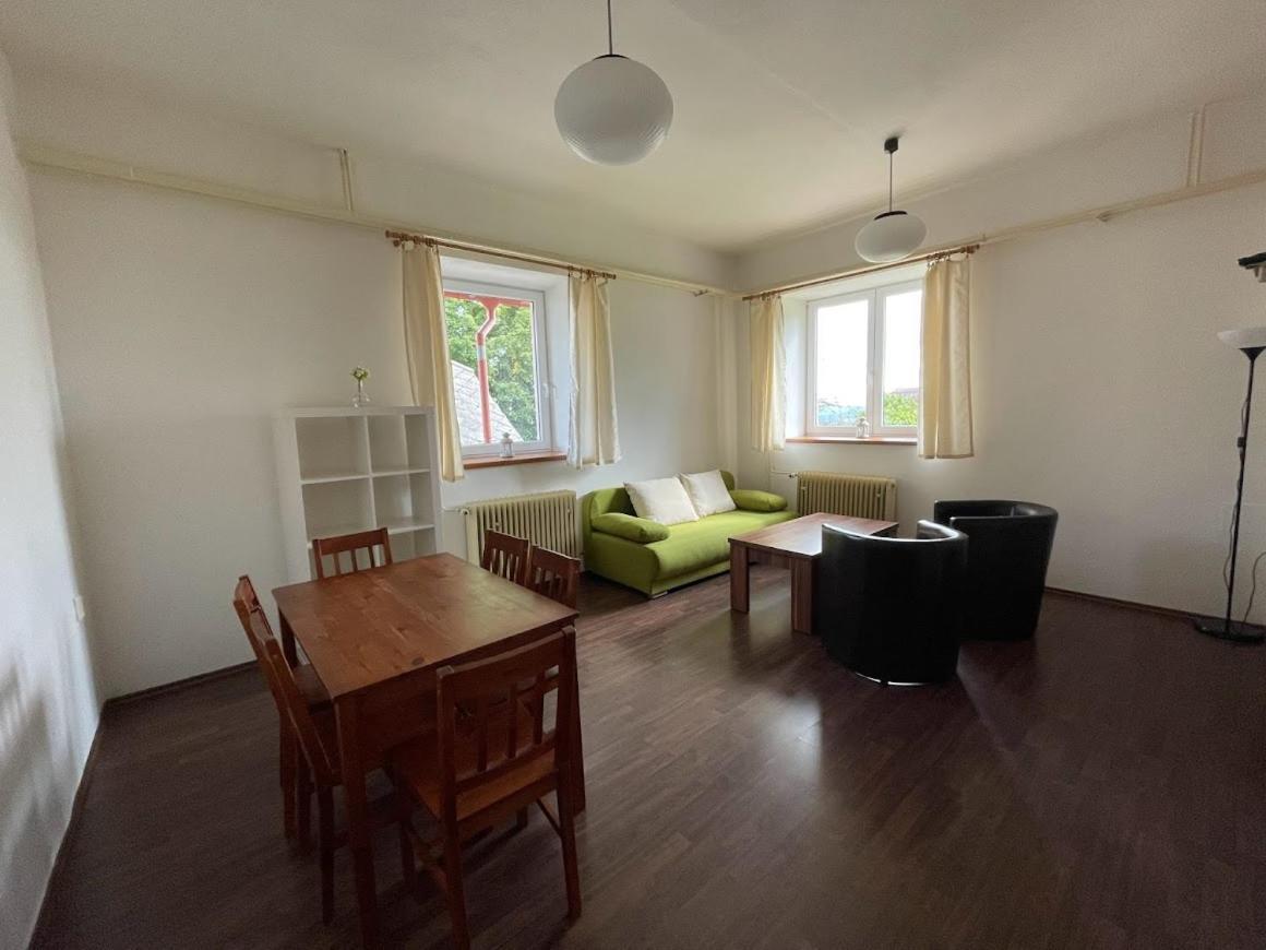 Lhota nad Rohanovem Hotel Rohanov מראה חיצוני תמונה